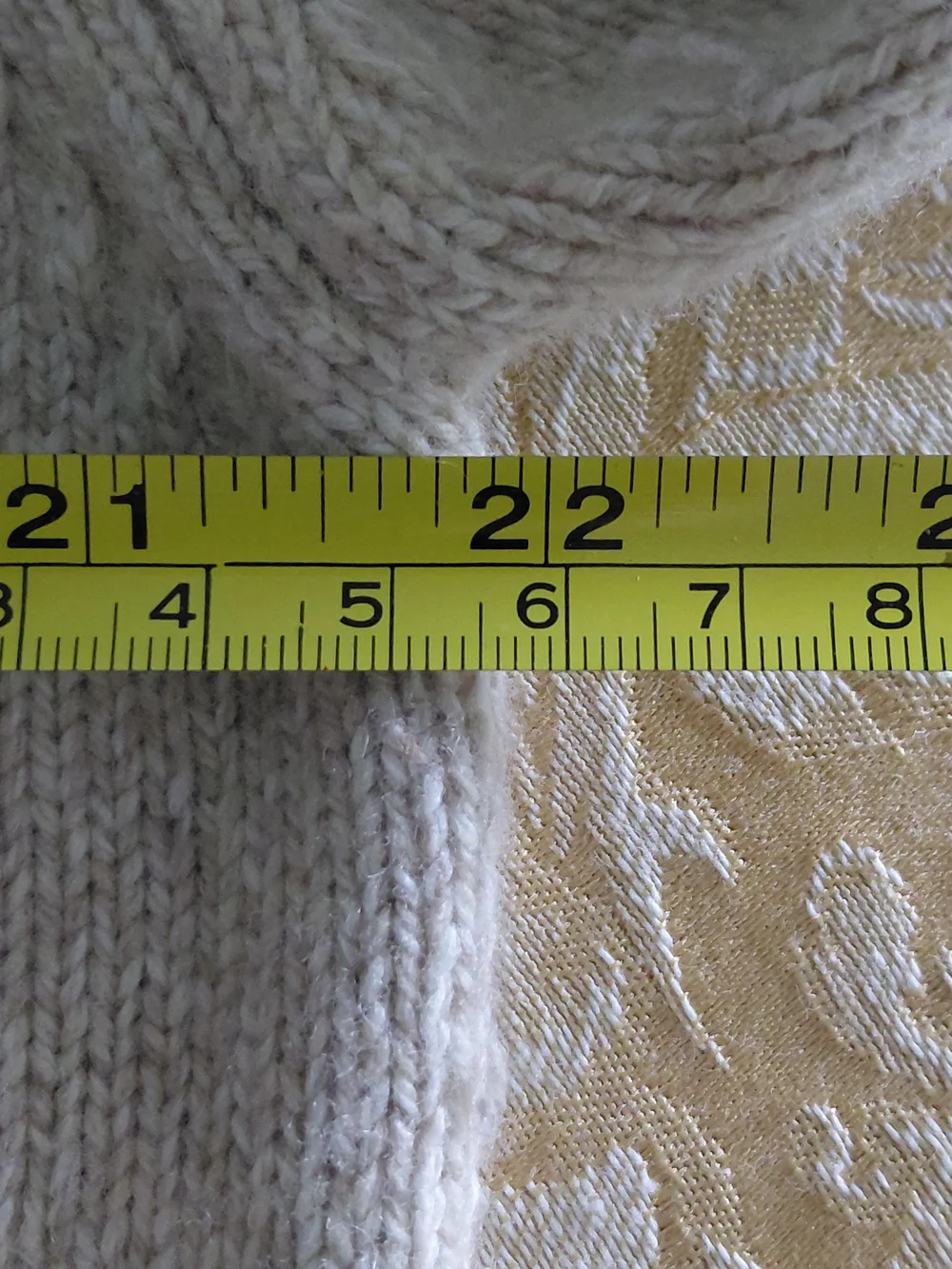 Dolce & Gabbana Beige 100% Virgin Wool Crewneck Sweater Made in Italy